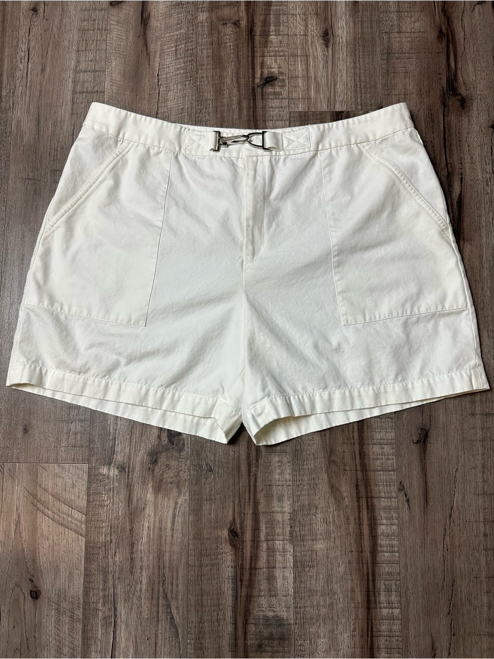 Vintage Ralph Lauren White Cargo Shorts Golf Old Money Coastal Grandma Nautical